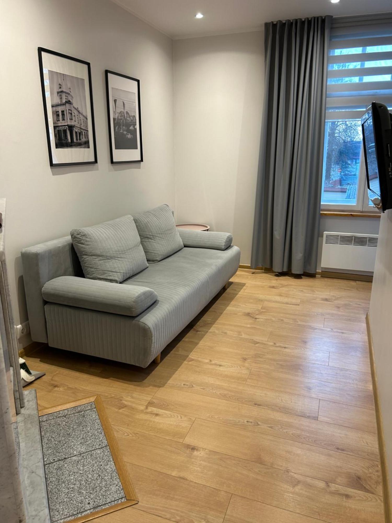 Jon'S 2 Apartments Parnu Luaran gambar