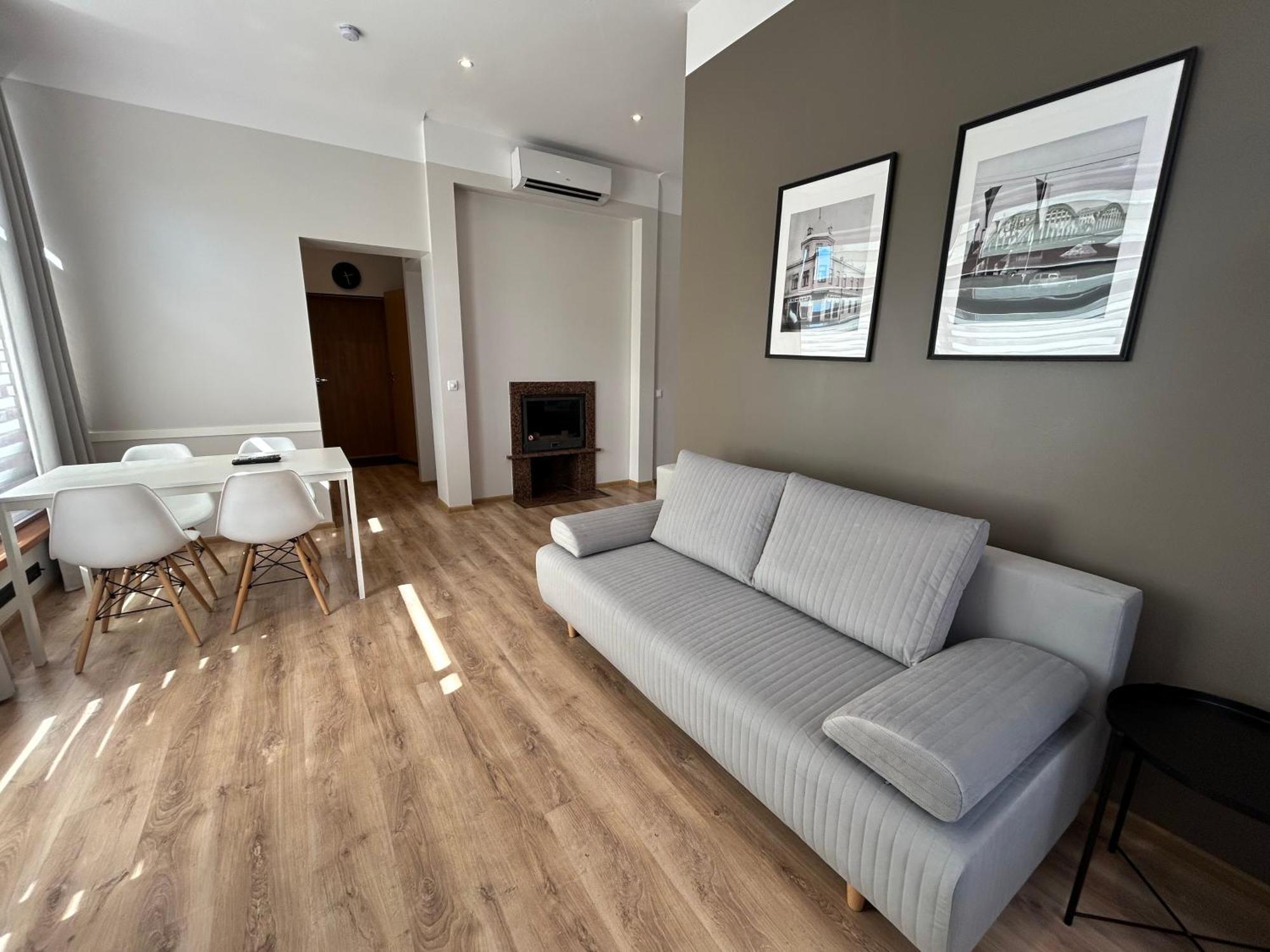 Jon'S 2 Apartments Parnu Luaran gambar
